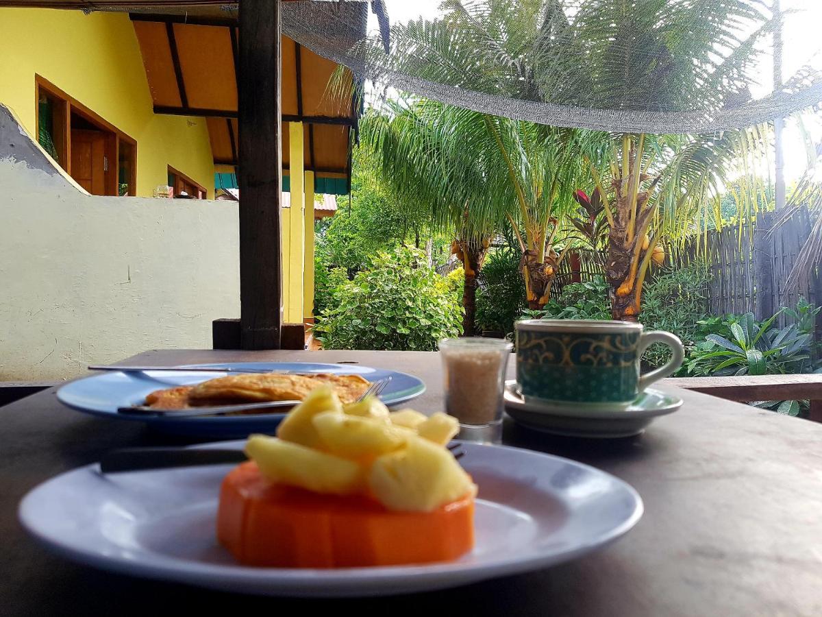 Aura Guest House Gili Air Zewnętrze zdjęcie